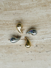 Afbeelding in Gallery-weergave laden, Teardrop Earrings - Large
