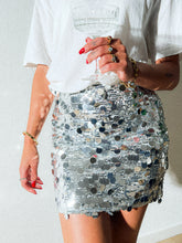 Afbeelding in Gallery-weergave laden, Silver Mirror Skirt
